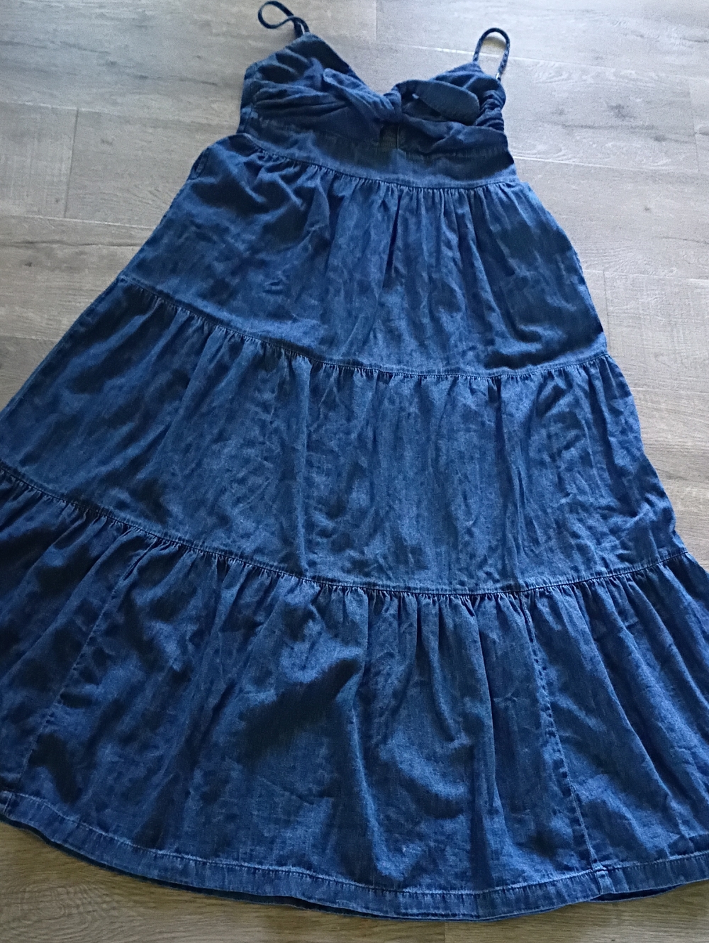 GAP- Tie-Front Spaghetti Strap Tiered Maxi Dress Dark Blue Soft Denim Sz Med/Pet - Picture 11 of 11
